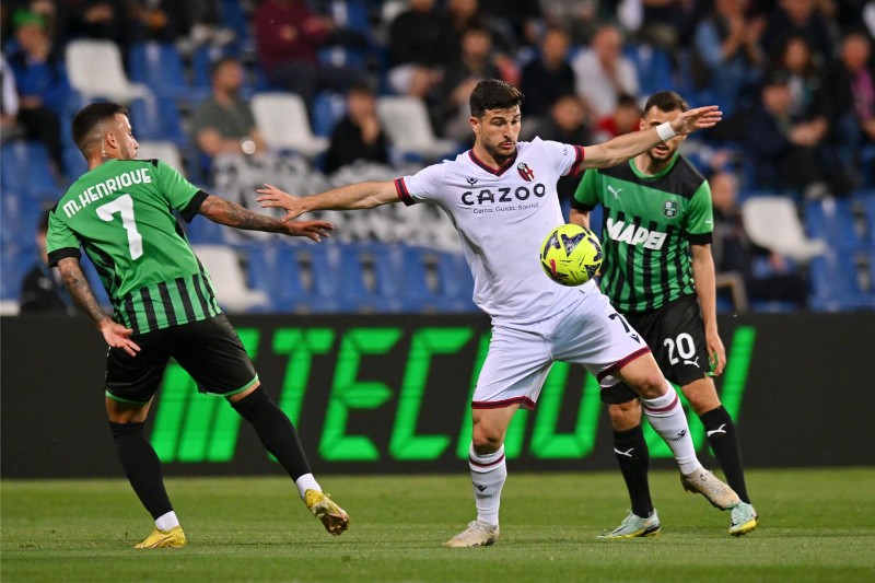 Bologna sẽ có 3 điểm trước Sassuolo