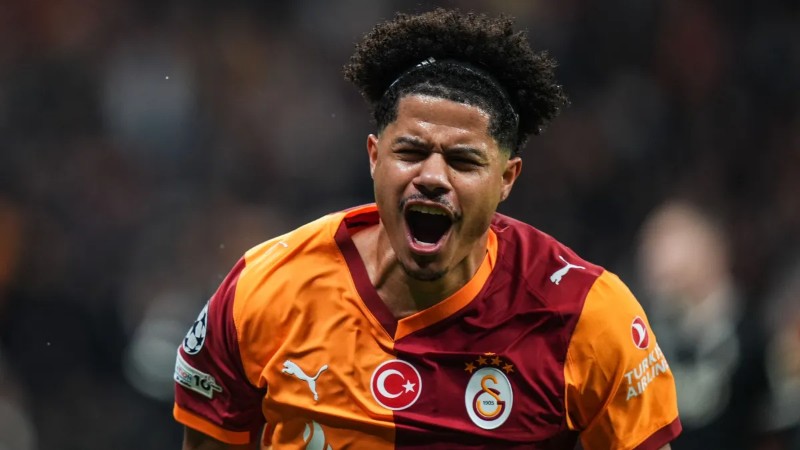 Nhiều đội bóng Anh muốn mua Sara