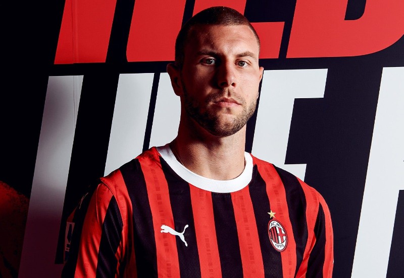 Pavlovic được Milan định giá ở mức 60 triệu euro