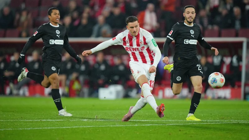 St Pauli khó đánh bại được Koln